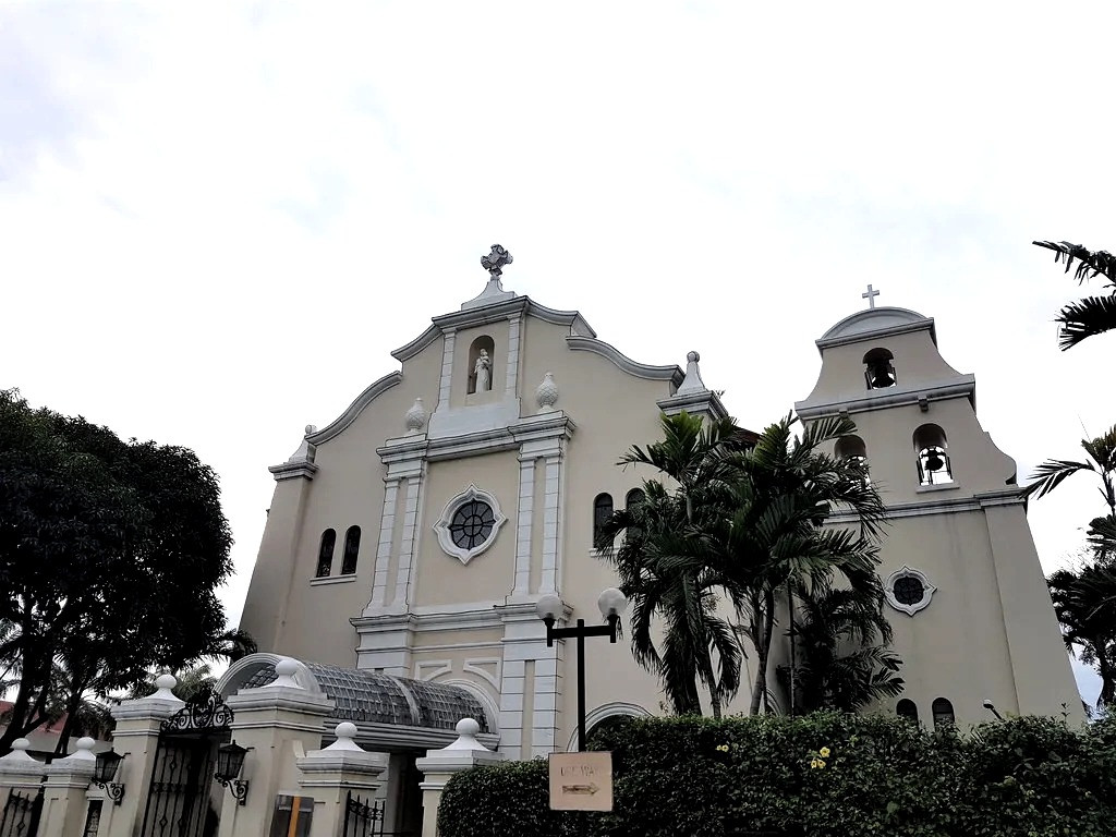 Santuario de San Antonio Parish (Photo: Wikimedia Commons)