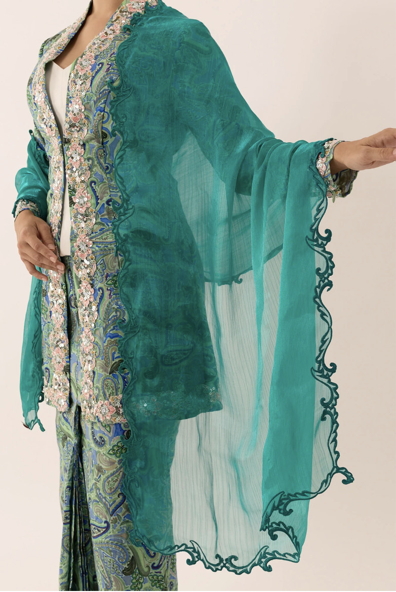 The TROVE Embellished Kebaya Set in Palm. (Photo: Hani Mokhta)