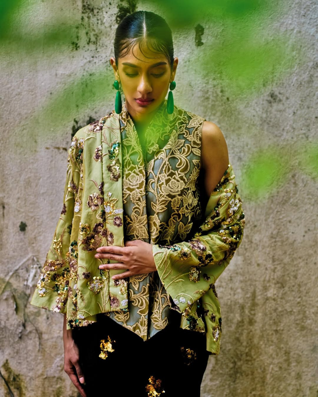Tarini from the Dia Raya Luxe 2026 collection. (Photo:@adila_long/Instagram)