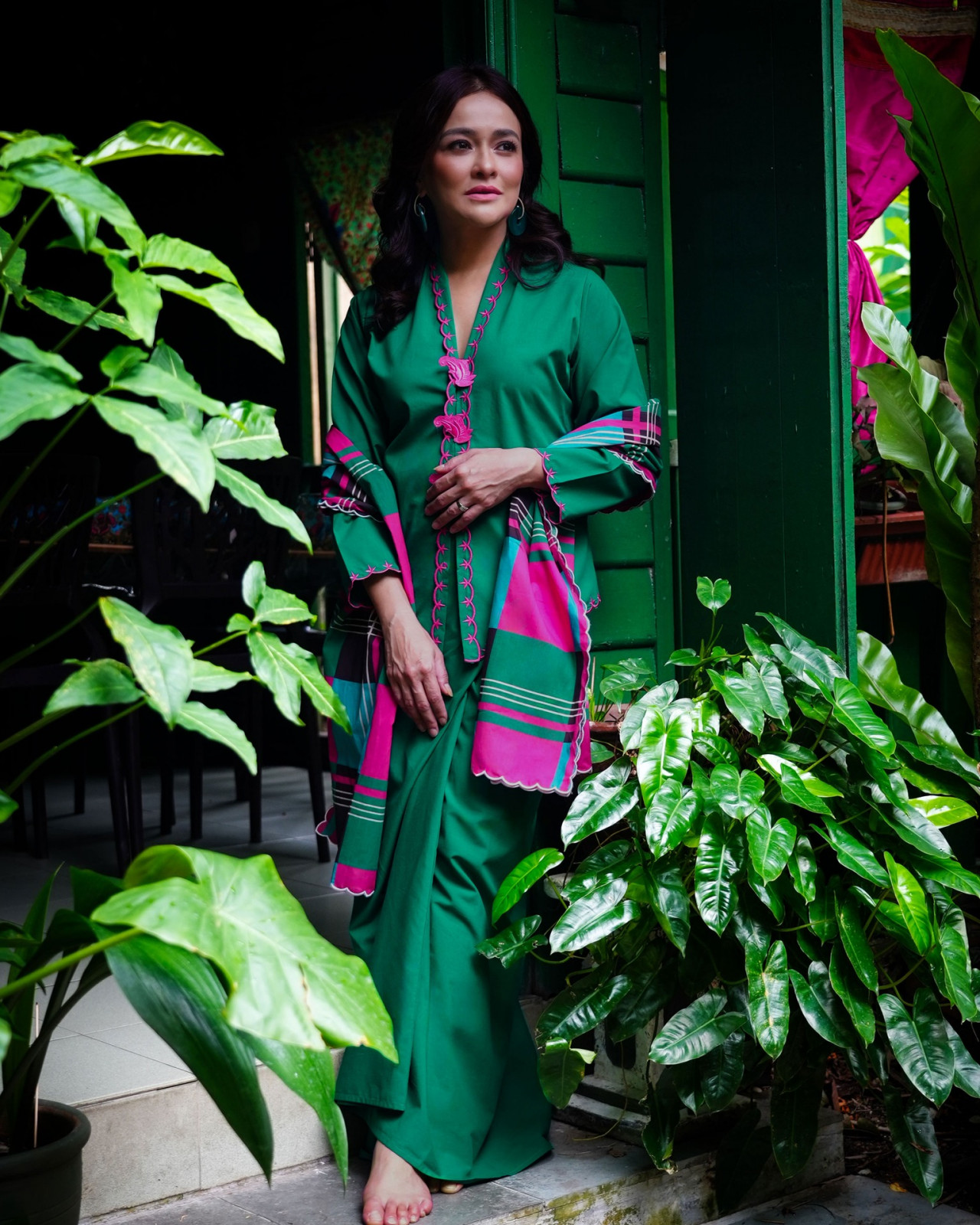 Nona Tencel Kebaya in green. (Photo:@by.syomsz/Instagram)
