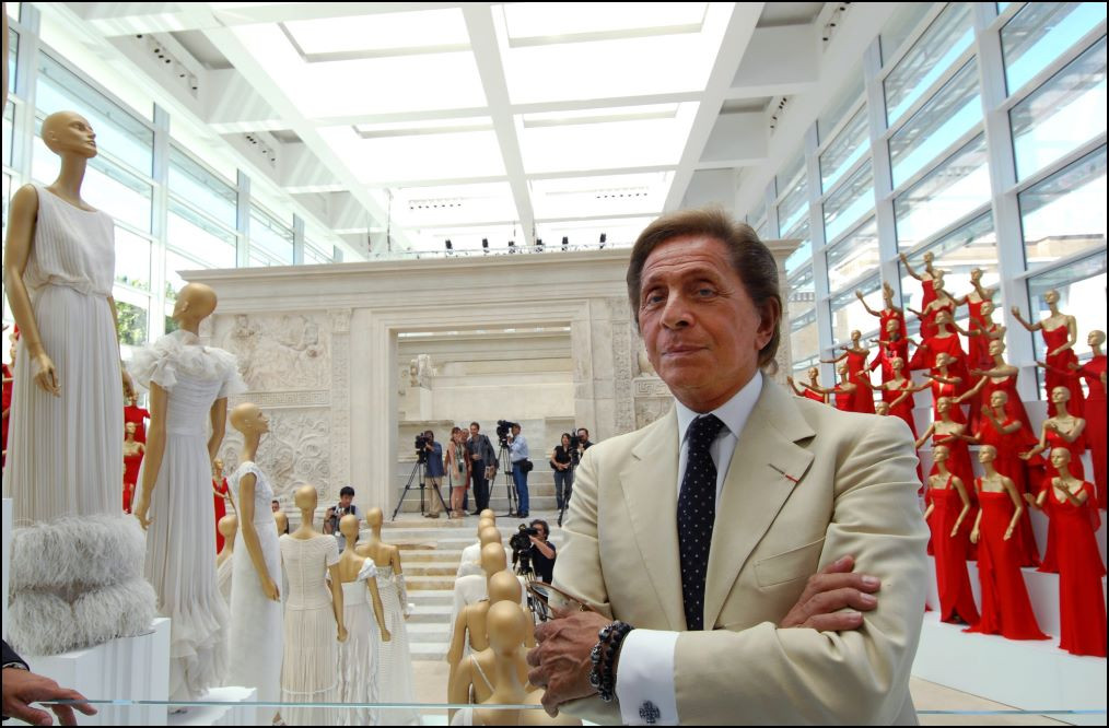 Italian fashion designer Valentino Garavani celebrates 45 years in 2007 with an exhibition of more than 200 garments at the Ara Pacis Museum in Rome. (Photo by Eric Vandeville/Gamma-Rapho via Getty Images)