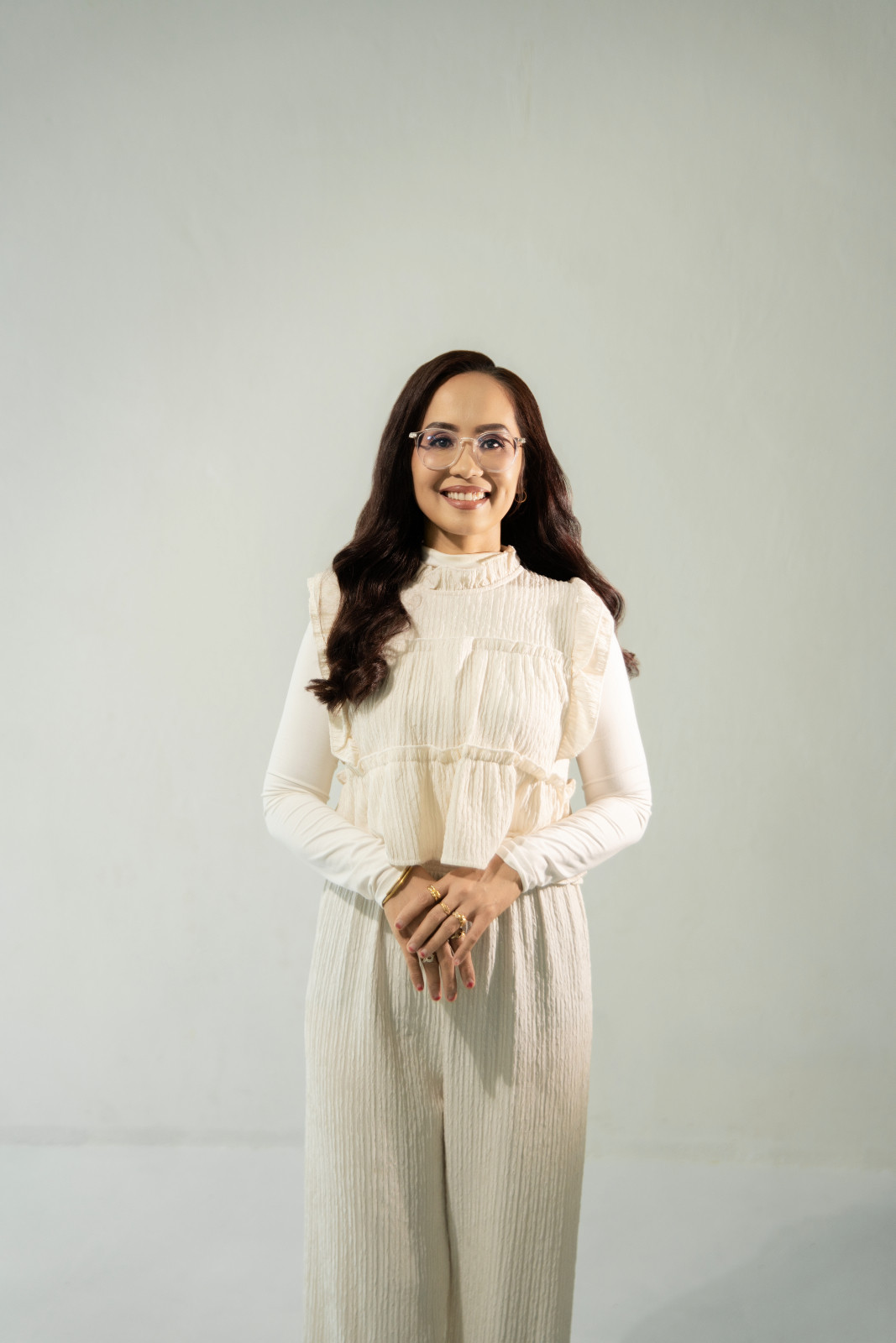 Emily Jeneble is a weaver, creative entrepreneur and founder of Seri Elf Enterprise