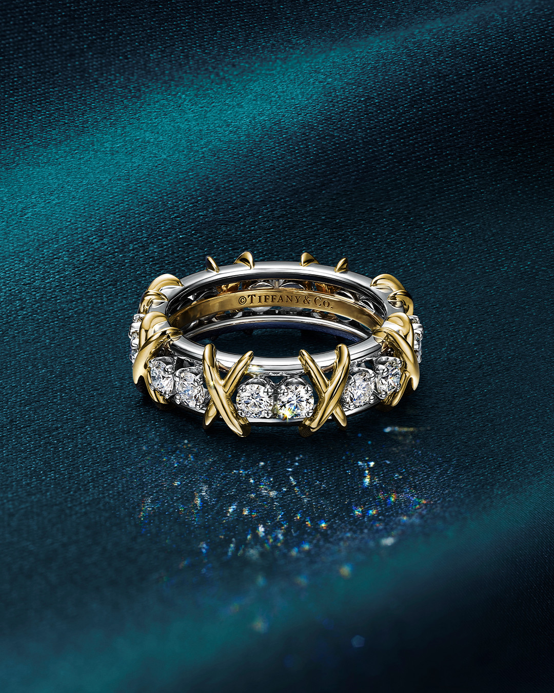 Sixteen Stone by Tiffany ring in yellow gold and platinum with diamonds (Photo: courtesy of Tiffany & Co.)