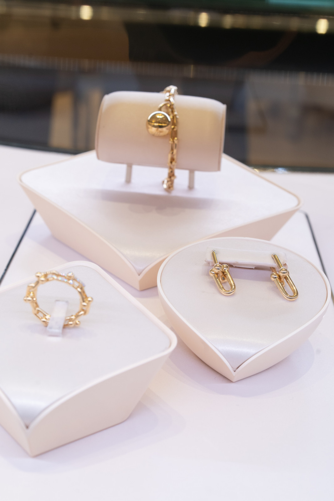 A closer look at the craftsmanship behind Tiffany HardWear.
