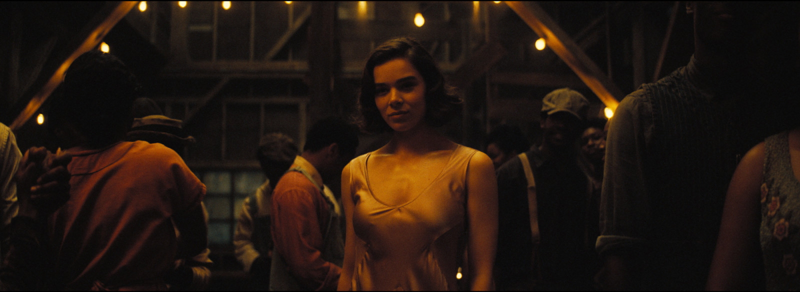 In Ryan Coogler’s ’Sinners’, Hailee Steinfeld is dangerous in more ways than one (Photo: Warner Brothers)