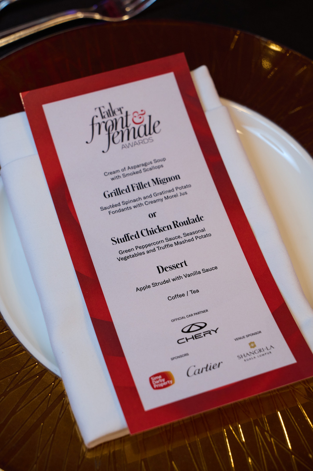 A beautifully curated three-course Buka Puasa dinner by the Shangri-La Kuala Lumpur team