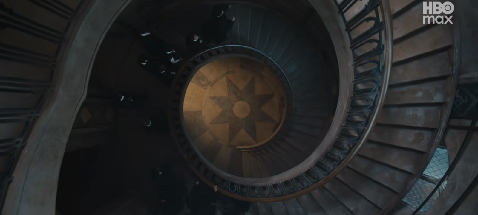 Hogwarts is looking like a proper medieval castle (Screencap from YouTube)