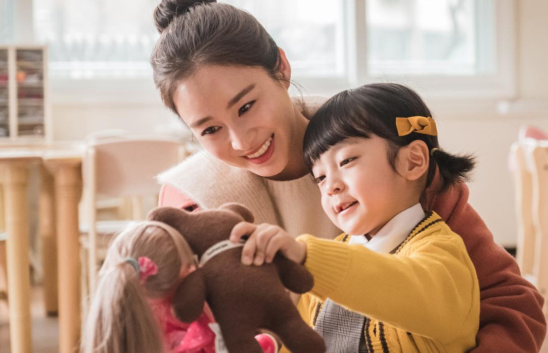 Kim Tae-hee shines in the K-drama ‘Hi Bye, Mama!’ (Photo: IMDB)