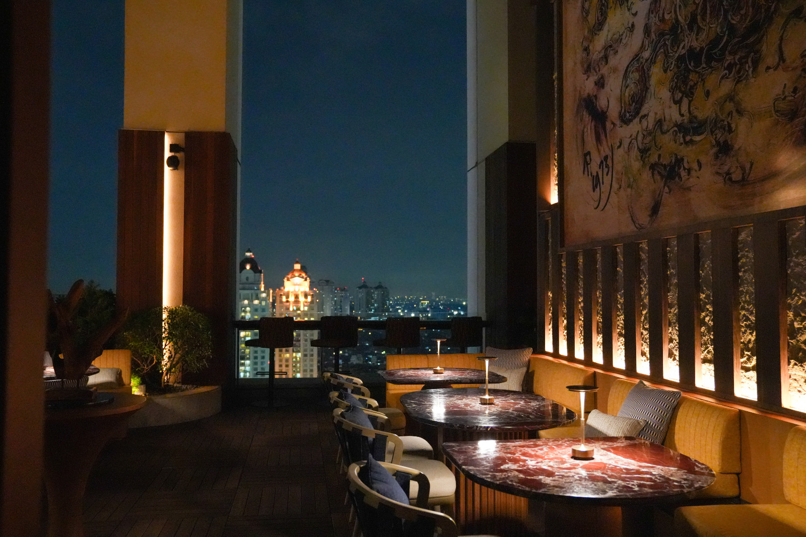 The Crown by Kirk Westaway, Fairmont Jakarta