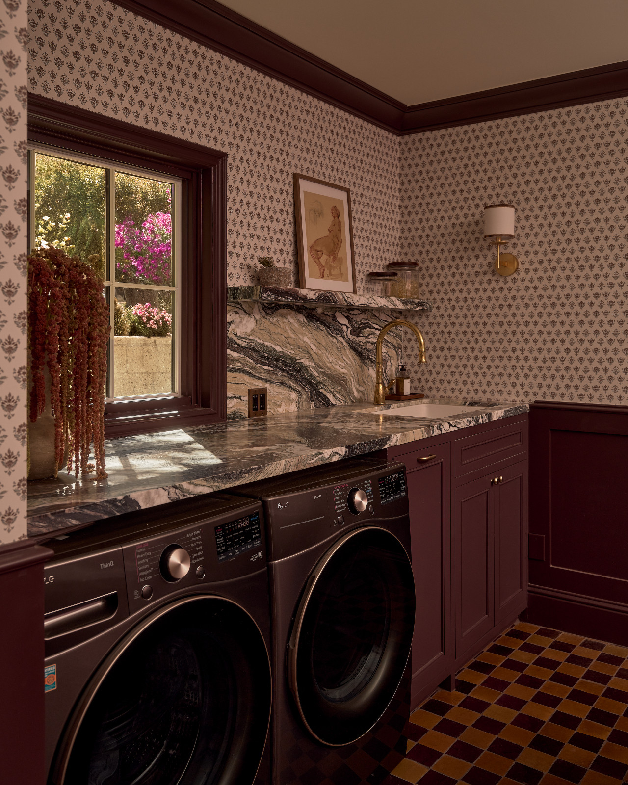 The laundry room in a Los Angeles, California home designed by Gianpiero Gaglione Interior Design
