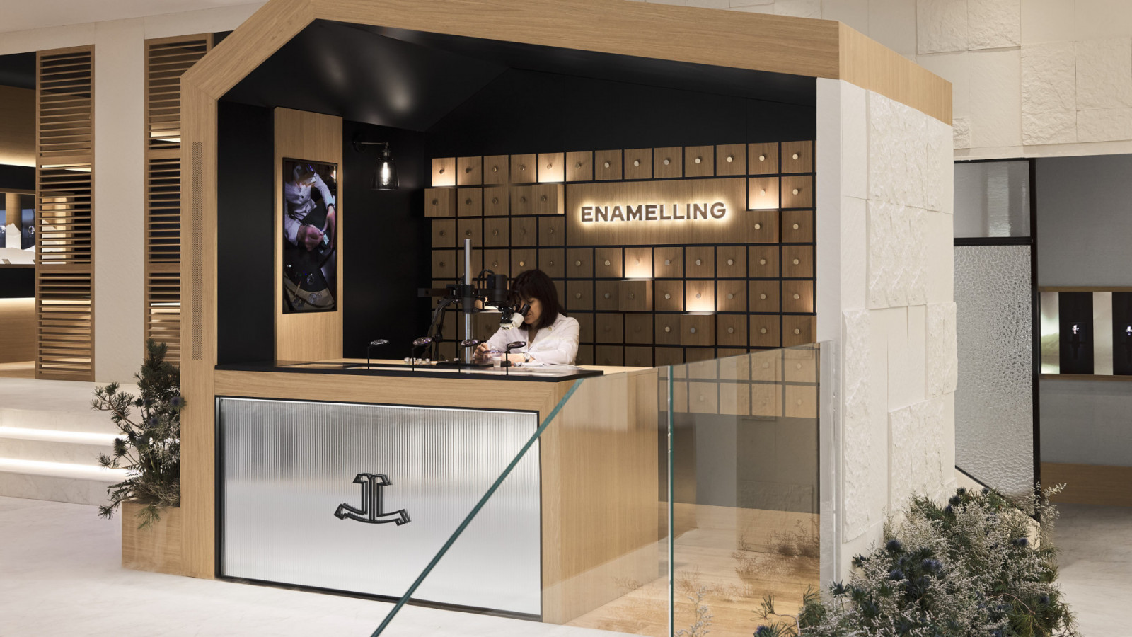 Jaeger-LeCoultre menghidupkan kembali asal-usul presisi melalui tema “The Valley of Inventions” di Watches and Wonders Geneva 2026