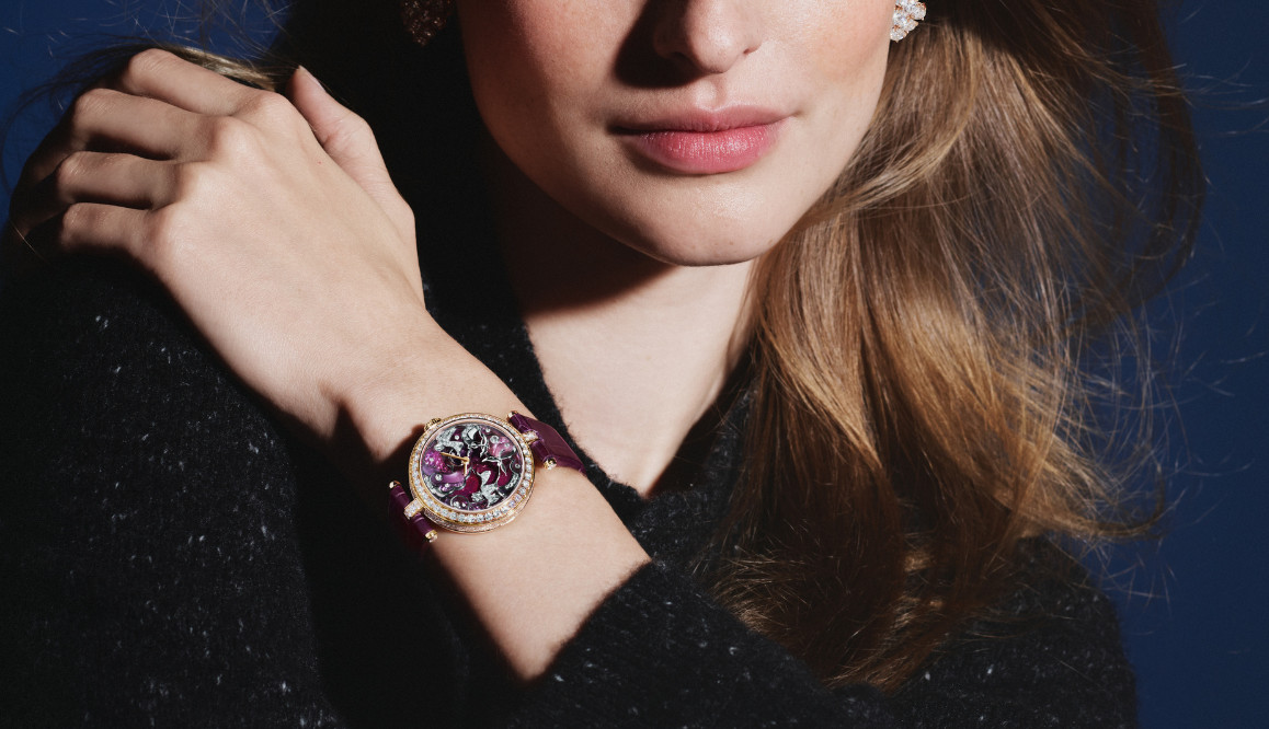 Van Cleef & Arpels Lady Retrouvailles Célestes watch is one of the standout celestial themed timepieces revealed at Watches and Wonders 2026 (Photo: courtesy of Van Cleef & Arpels / Arnaud Lajeunie / Art Directors Gaspard Yurkievich and Guido Voss)
