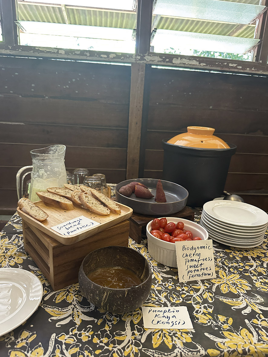 Fresh produce, bakes and condiments from Kongsi Co-op