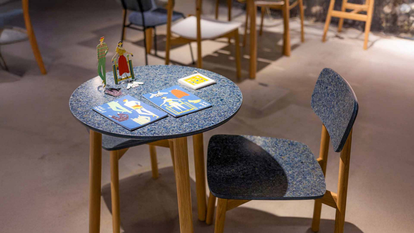 Stelapop transforms textile waste into solid panels using a water-free, dye-free process, combining 70 per cent recycled fibres with a bio-based binder