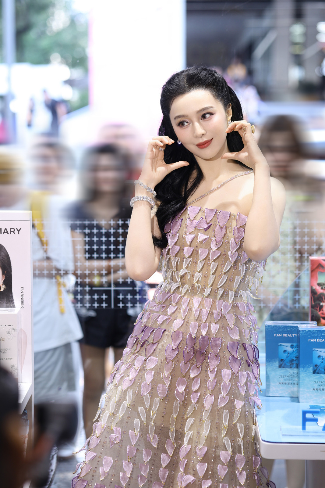Fan Bingbing (Photo: Fan Beauty Diary)