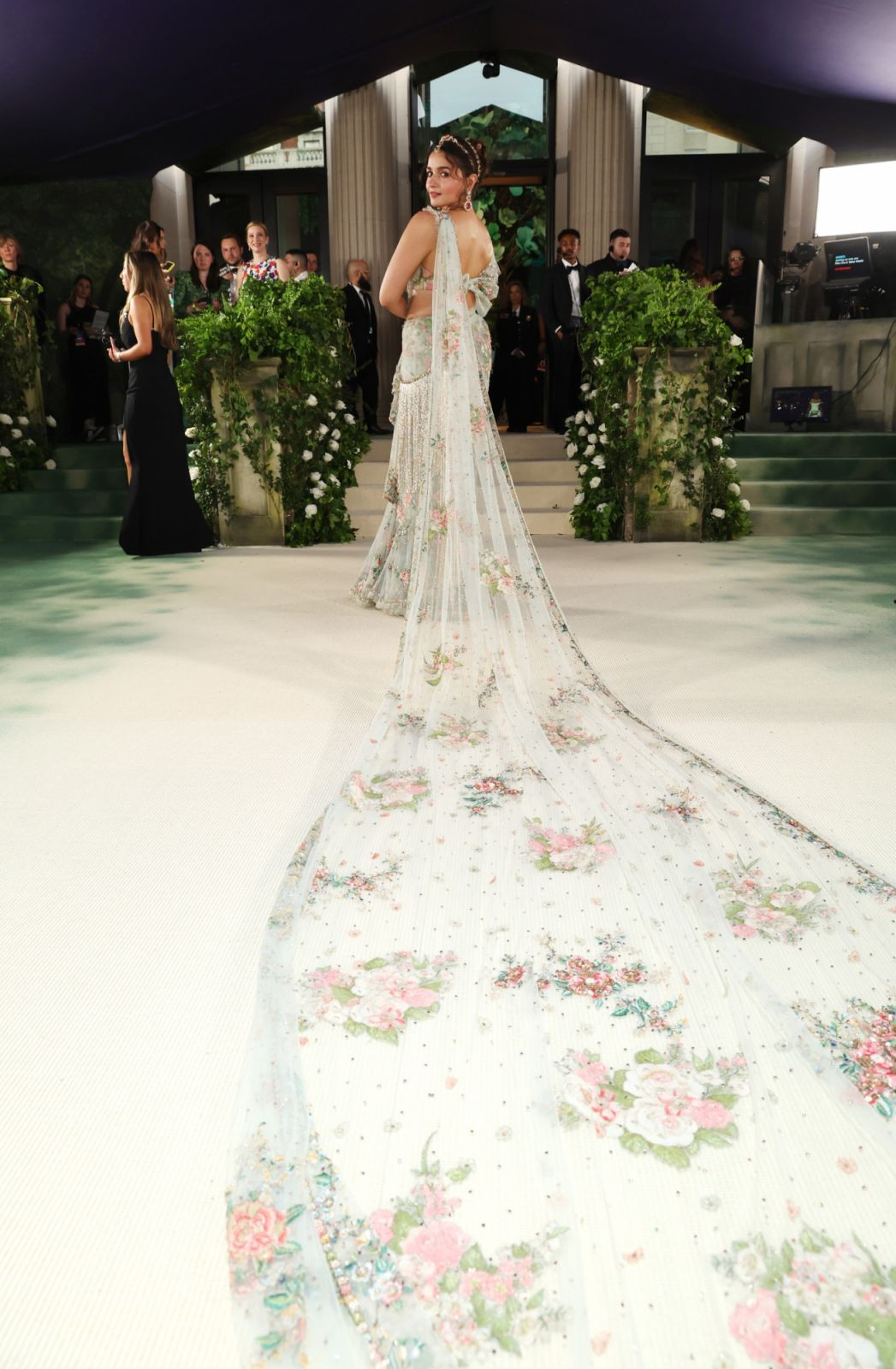Alia Bhatt at The 2024 Met Gala (Photo: Kevin Mazur/MG24/Getty Images for The Met Museum/Vogue)