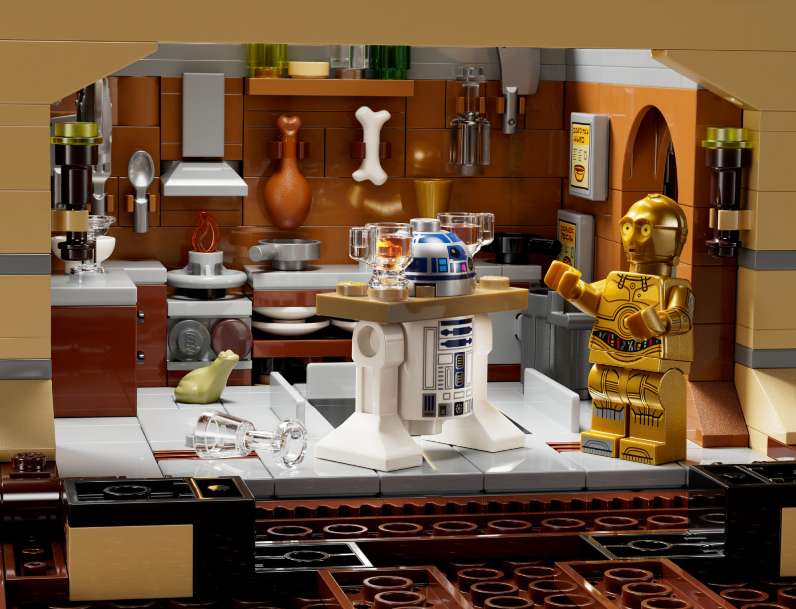 C-3PO and R2-D2 cleverly disguised as a serving droid