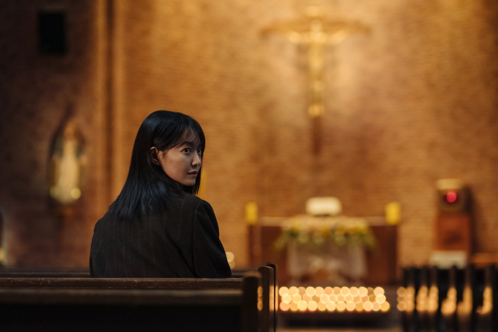 Whether she is navigating the high-stakes world of politics or capturing the nuance of a quiet seaside romance, Shin Min-a’s performances consistently define the landscape of Korean television (Photo: Jihyeong Seo/Netflix © 2025)