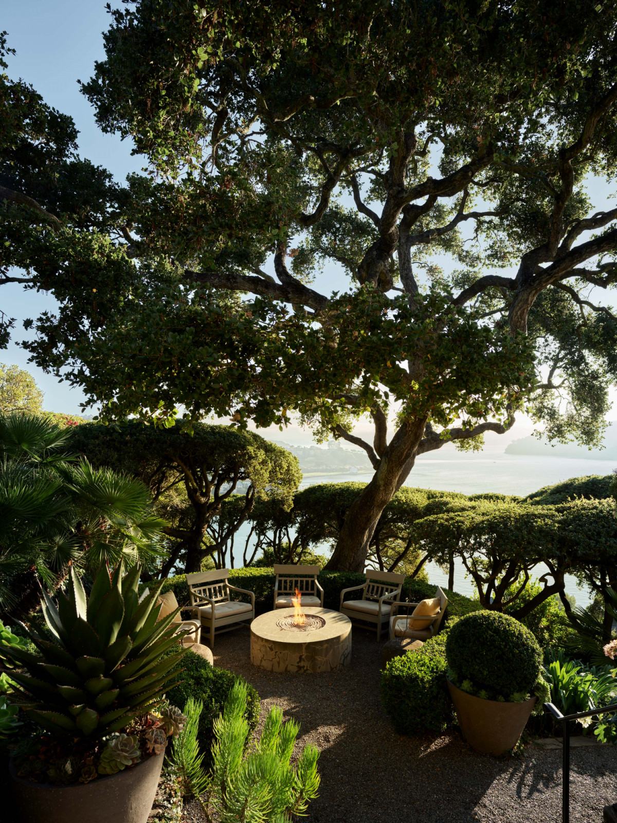 The expansive greenery evokes the romance of the Italian seaside