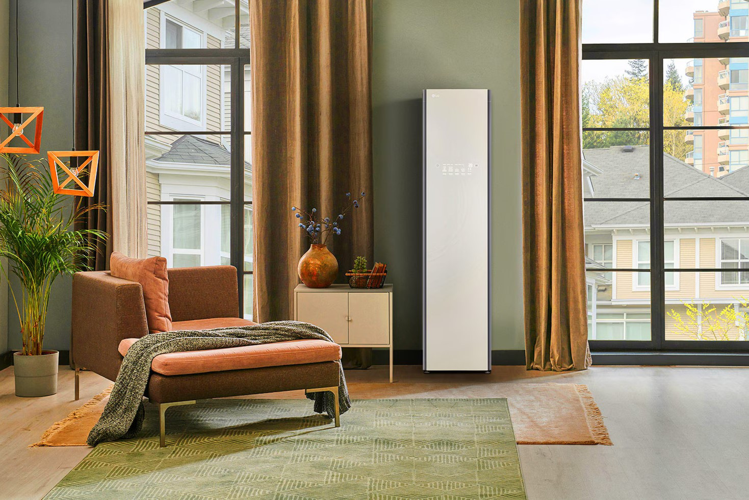 LG Styler Objet Collection in Mist Beige