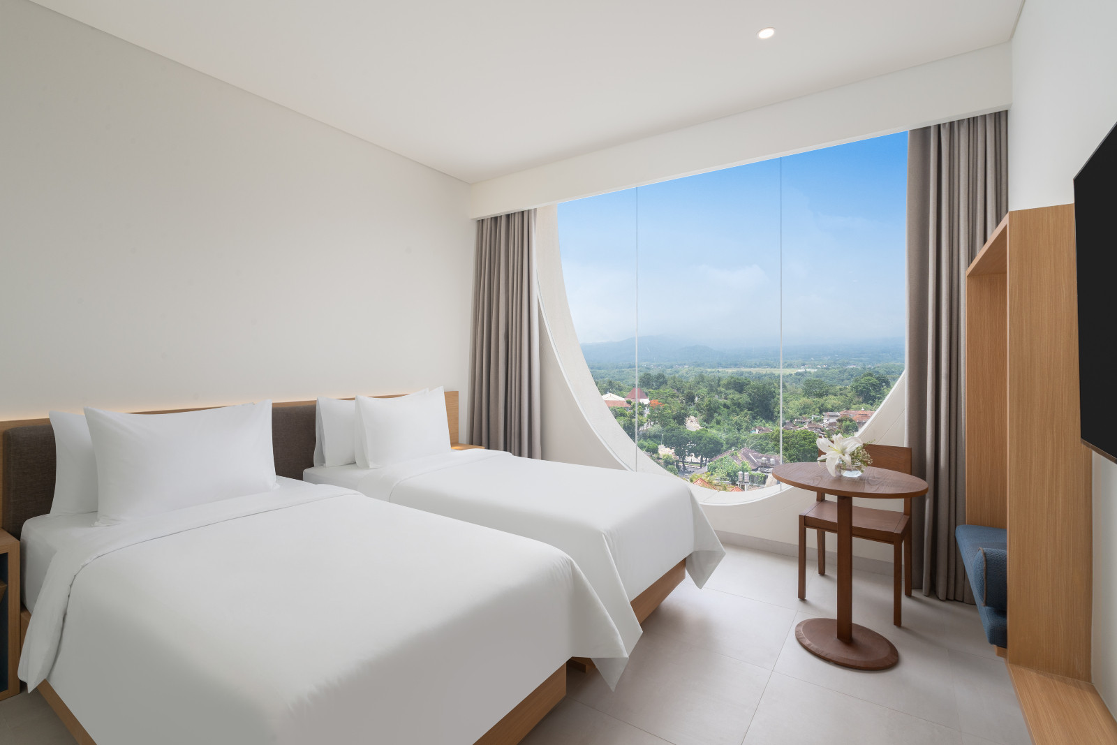 Salah satu dari tipe kamar tidur di Artotel Laguna Magelang