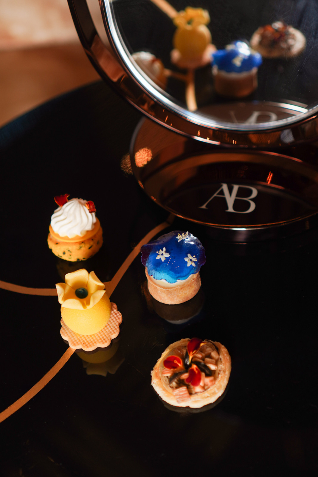 Dari yang manis hingga savoury, temukan kreasi executive pastry chef Kevin Lee di The Drawing Room