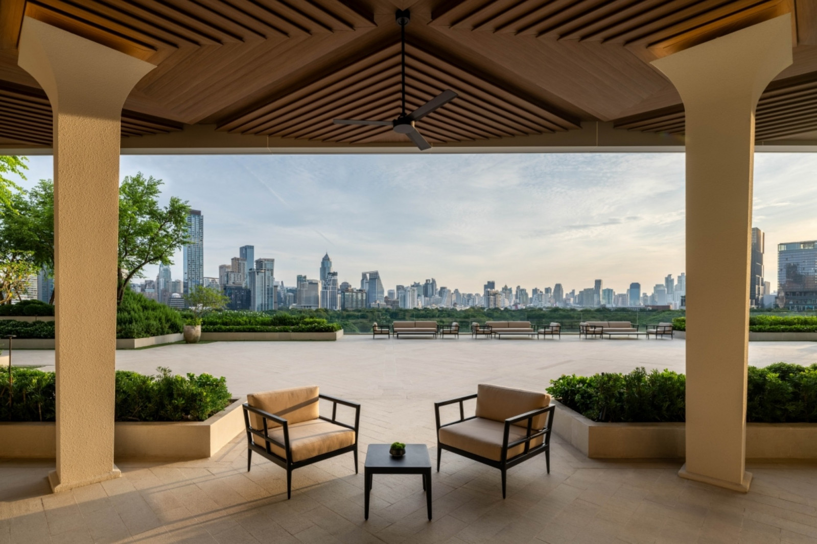 Dusit Thani Bangkok wins Best Design