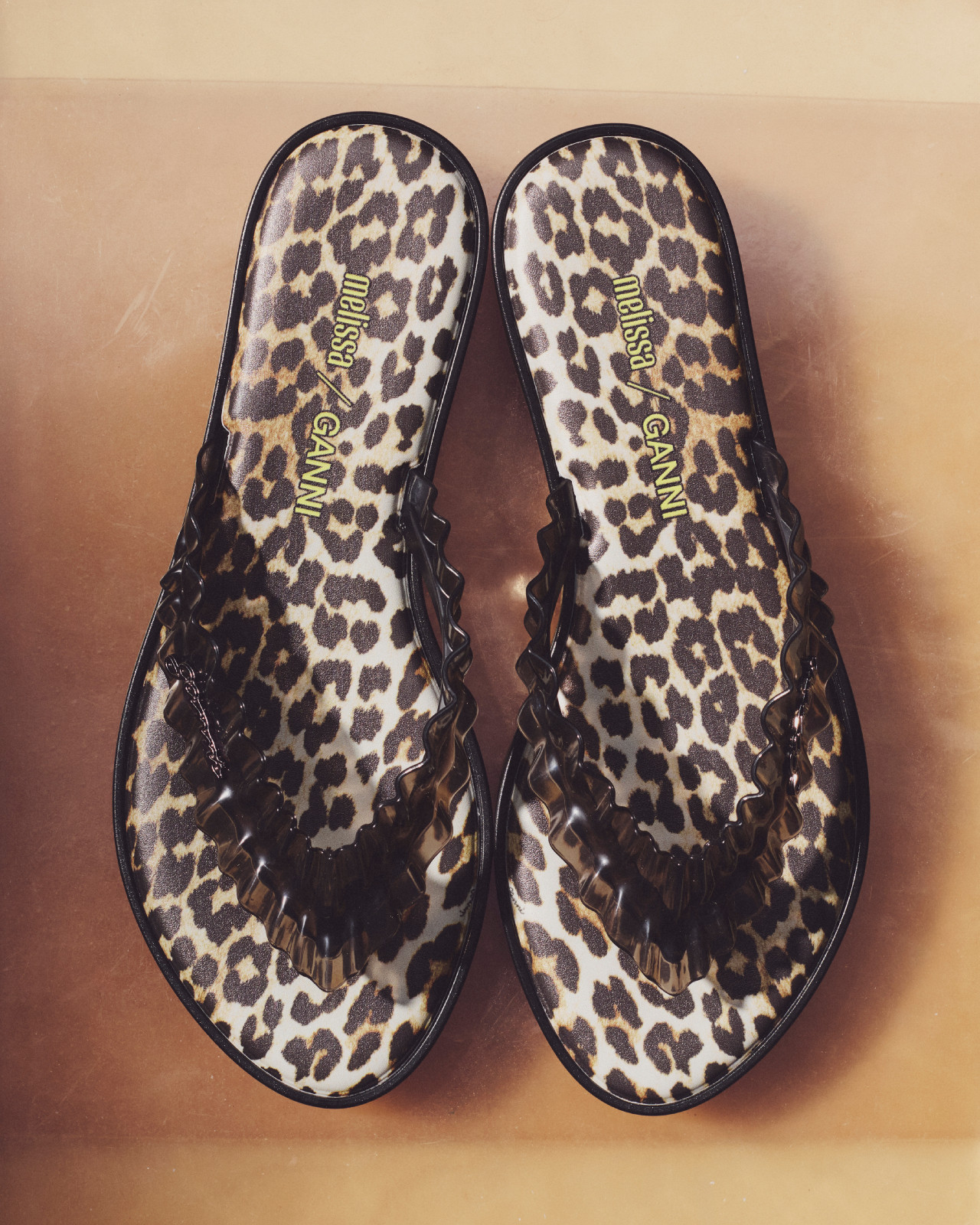 Melissa x GANNI hadirkan interpretasi baru jelly shoes lewat kolaborasi limited-edition yang playful