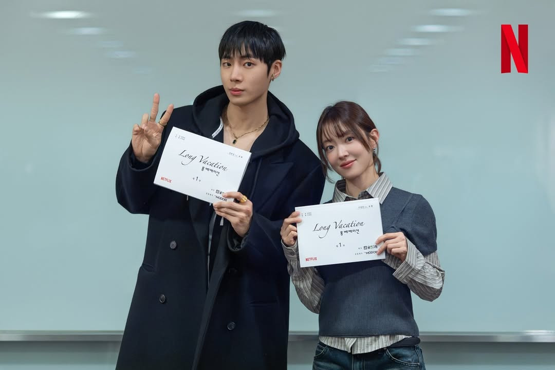 The newest K-drama couple has arrived in Netflix’s ‘Long Vacation’, set to premiere next year (Photo: Netflix)