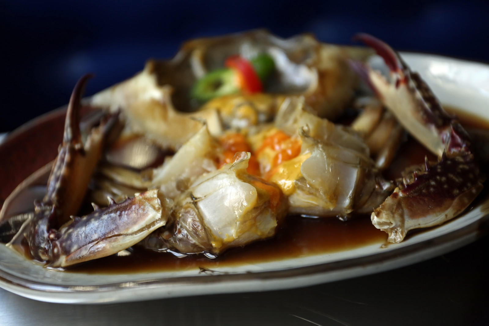 Raw soy-marinated crabs (Photo: Getty)