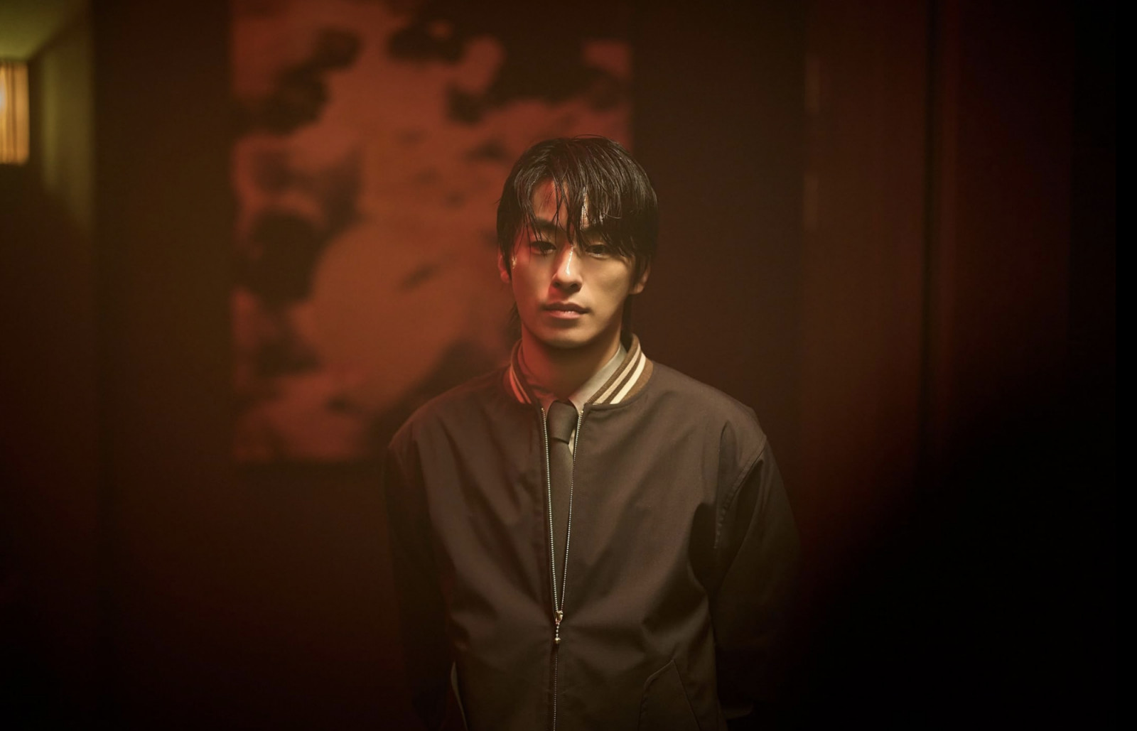Before he heads into the snow-covered mystery of Snowfall, revisit Koo Kyo-hwan’s most memorable roles across military dramas, zombie thrillers and unsettling horror series (Photo: Colony/IMDb)