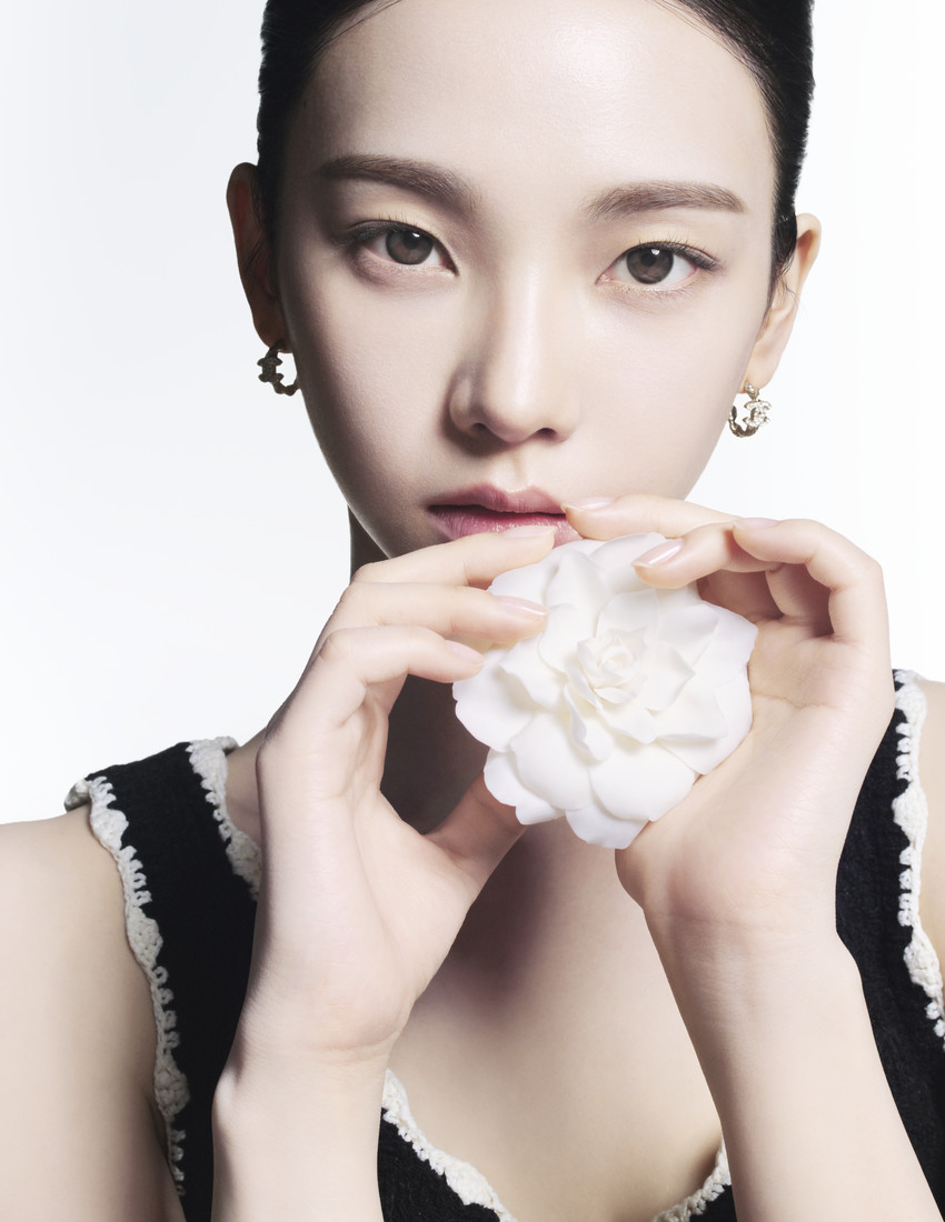 KARINA aespa memulai babak baru bersama CHANEL Beauty