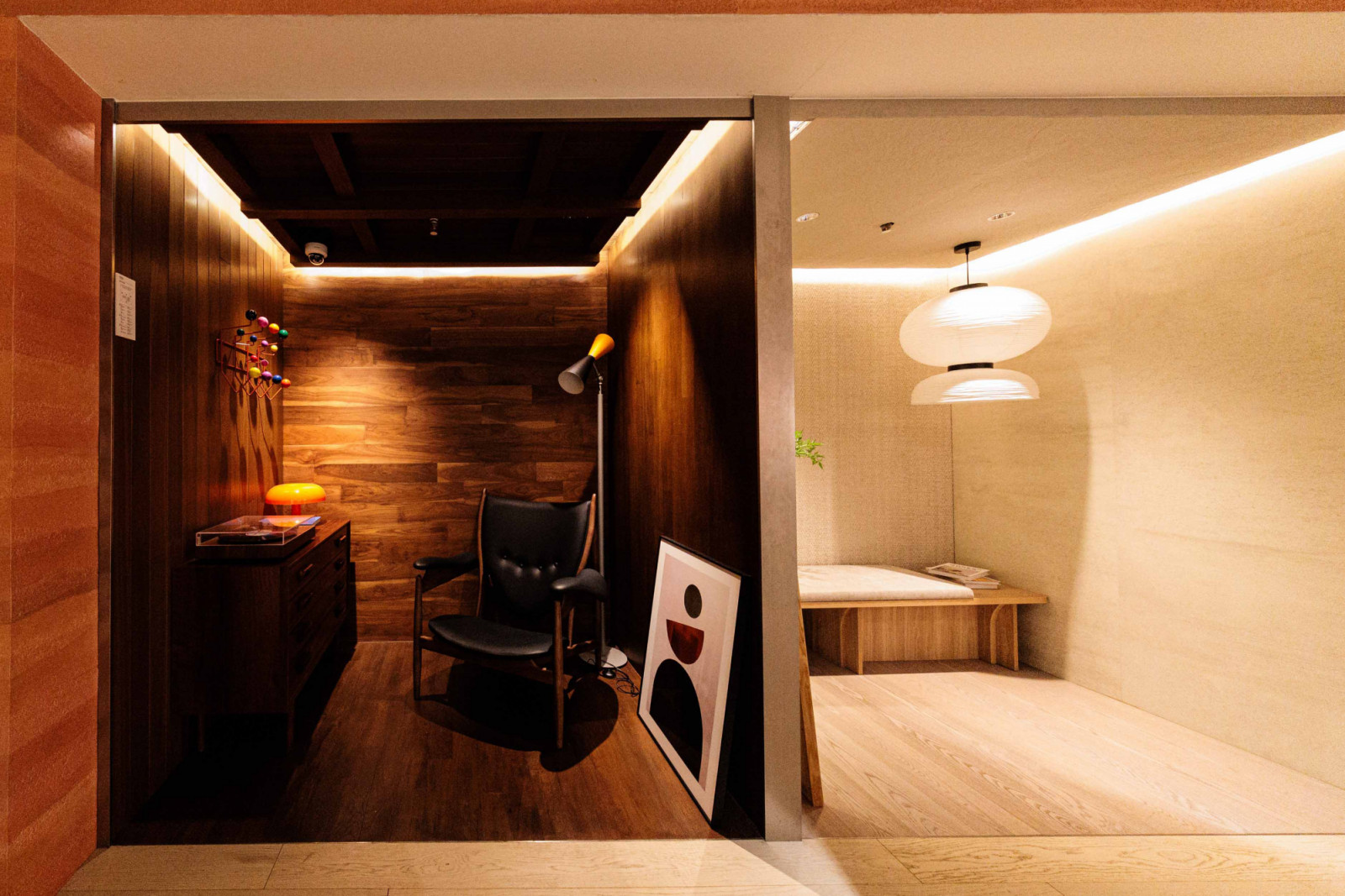 Mid-century modern and Japandi vignettes within the Wood Culture section
