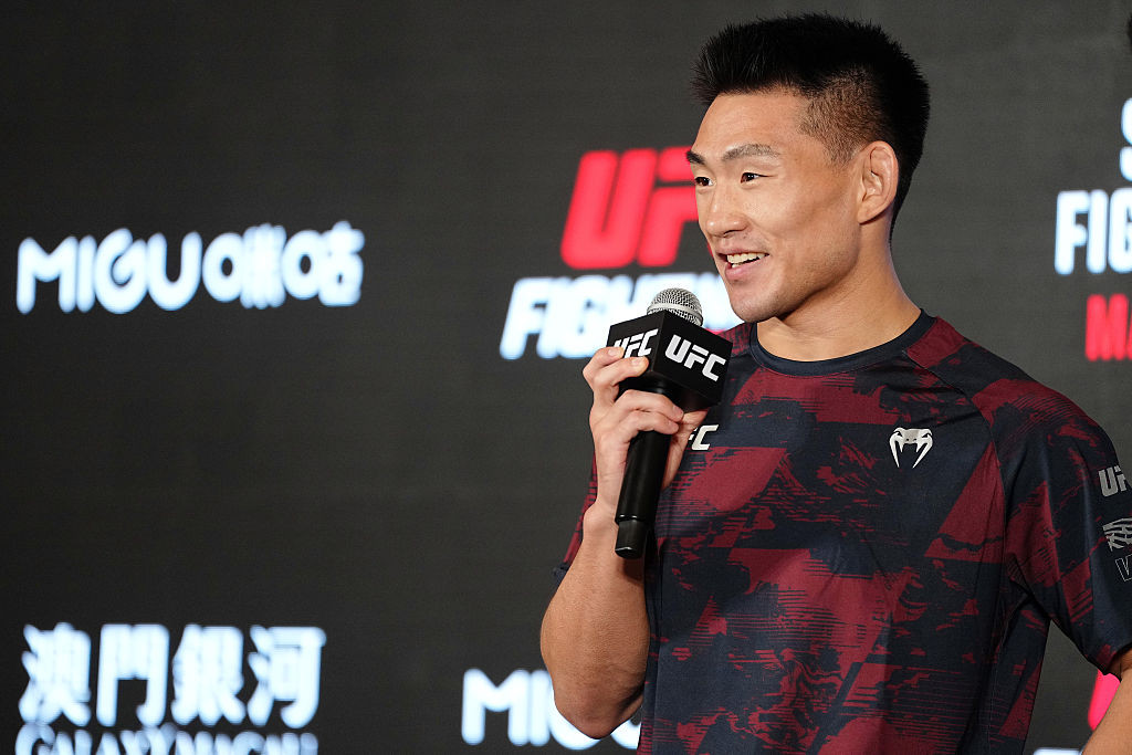 MACAU, CHINA - MAY 27: Song Yadong of China works out for fans and media during the UFC Fight Night open workouts at Galaxy Promenade East Square on May 27, 2026 in Macau, China. (Photo by Jeff Bottari/Zuffa LLC)