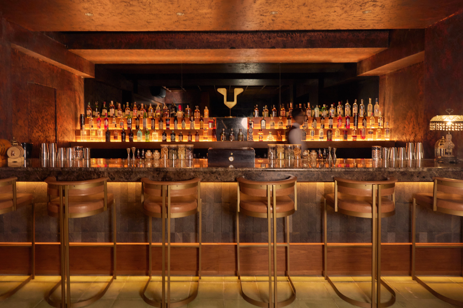 The bar counter at Whisper Cove, Ubud