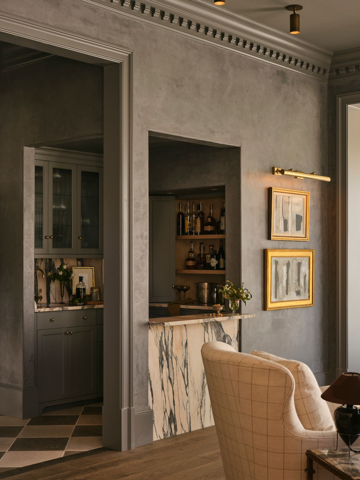 The bar area of a Mississippi home by Claire Thompson Design
