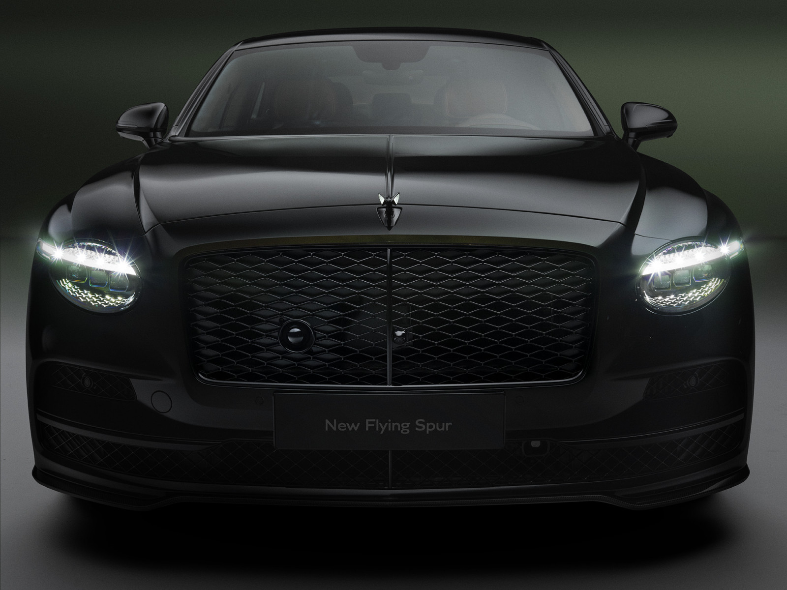 Bentley kembali mengukuhkan posisinya melalui peluncuran generasi terbaru Bentley Flying Spur