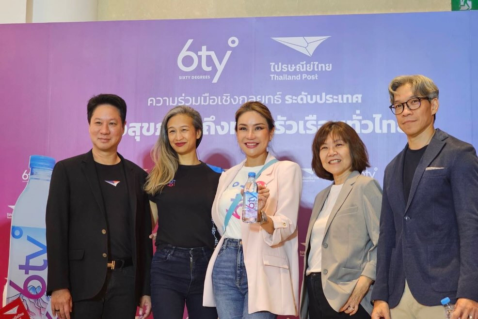 แชนนอนเข้าร่วมเป็นส่วนหนึ่งของ 6ty Degrees ในฐานะรองประธานบริหารฝ่ายพัฒนาธุรกิจทั่วโลก พร้อมภารกิจที่ท้าทายคือการนำอัตลักษณ์ไทยให้ยืดหยัดบนเวทีโลกได้อย่างสมศักดิ์ศรี (ภาพ: Shannon Kalayanamitr)