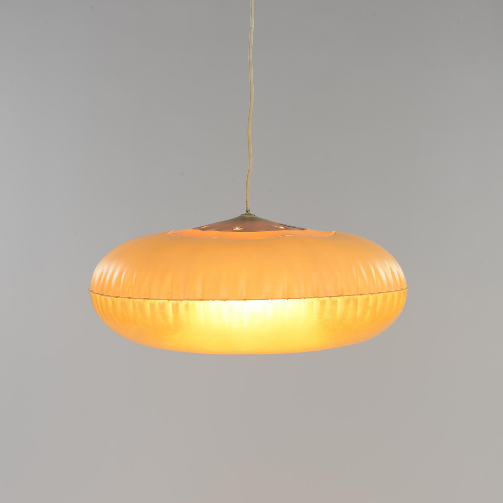 Quasar Khanh’s inflatable lamp when lit up (Photo: Formes Utiles)