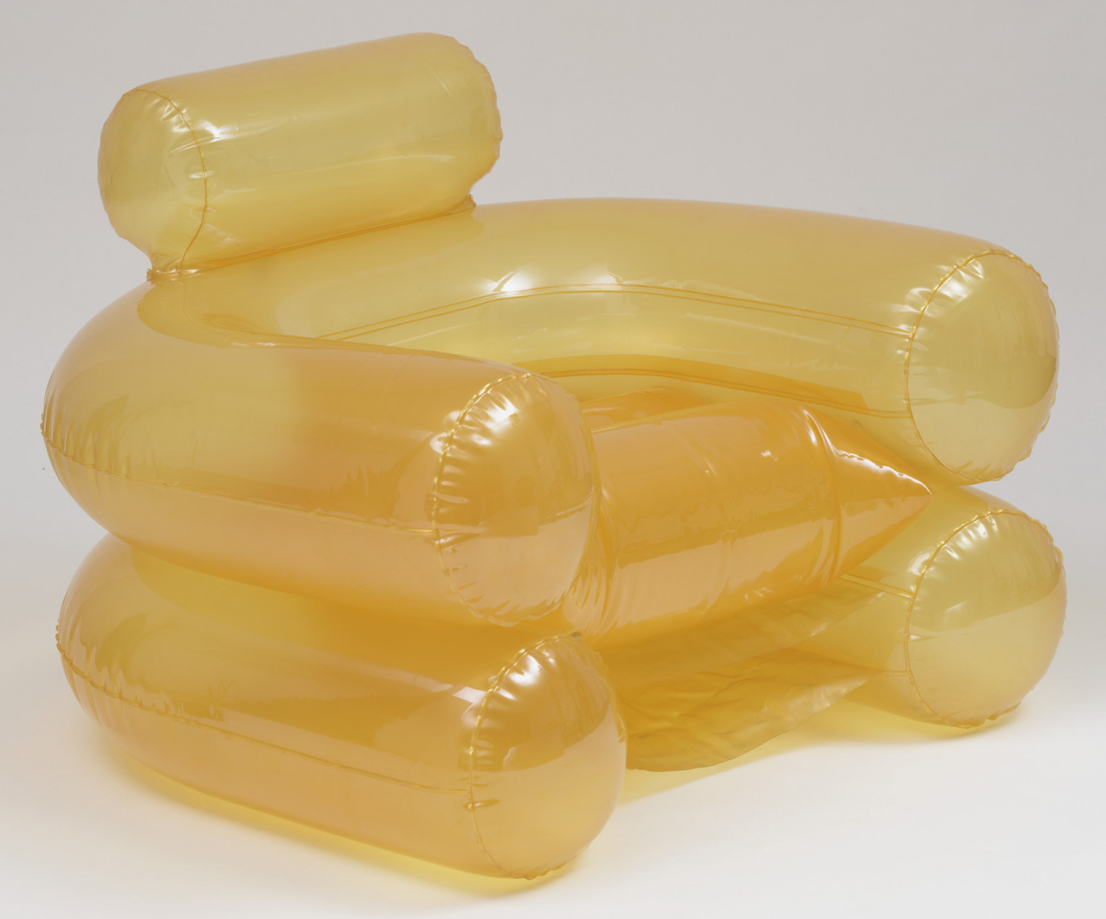 Blow inflatable armchair in yellow (Photo: MoMA)