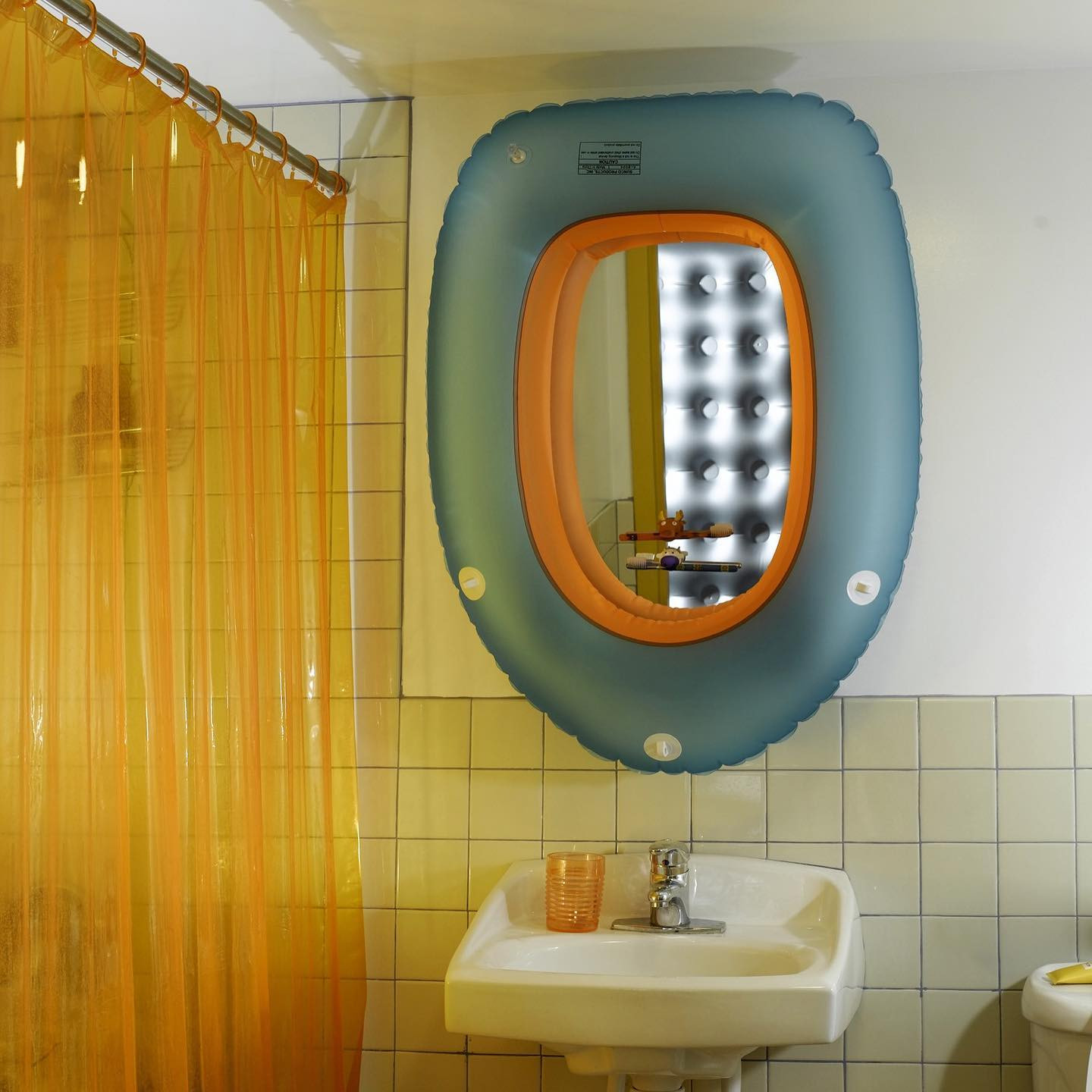 The bathroom within Luis Pons’ inflatable office (Photo: Luis Pons)