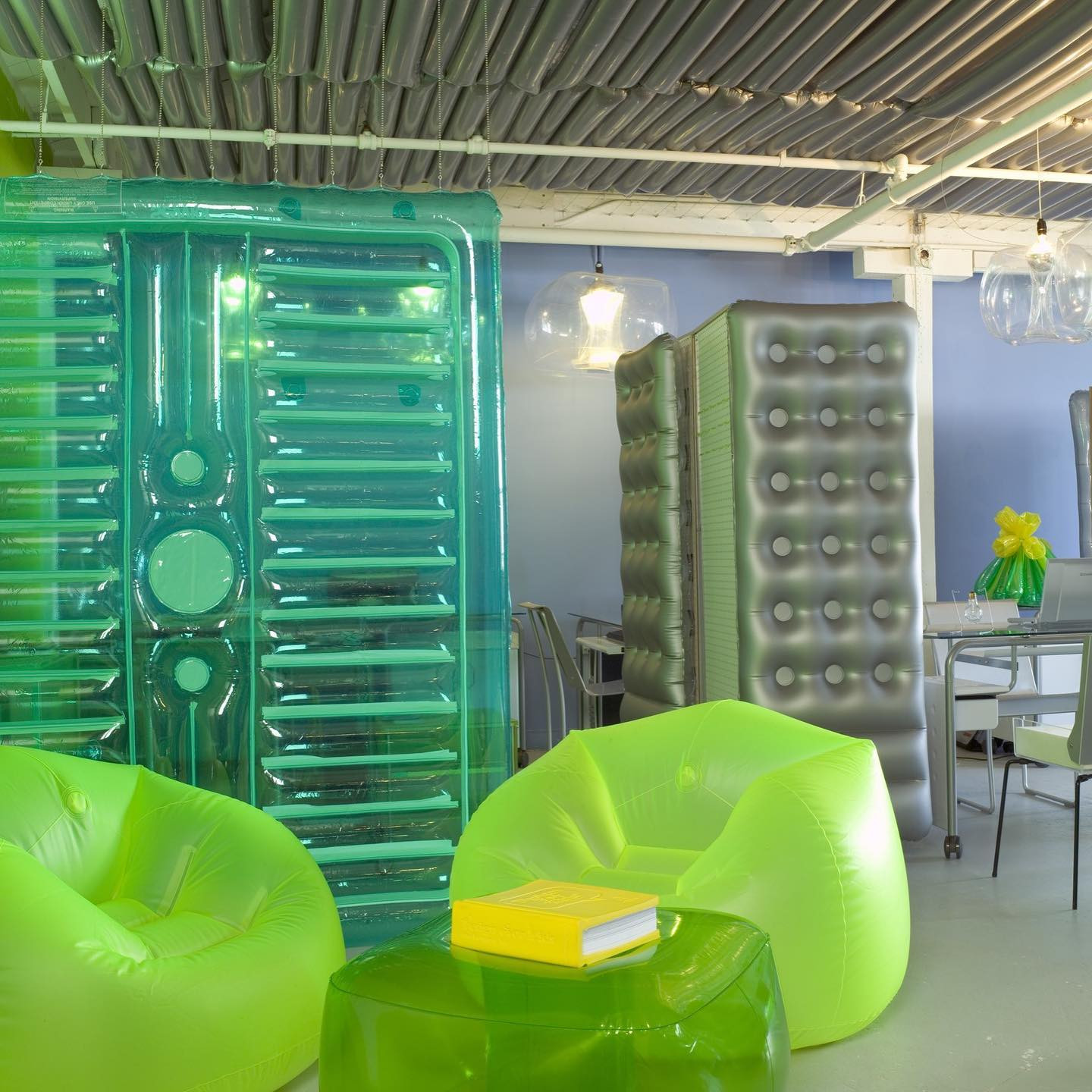 Inflatable rafts and pool mattresses serve as room dividers (Photo: Luis Pons)