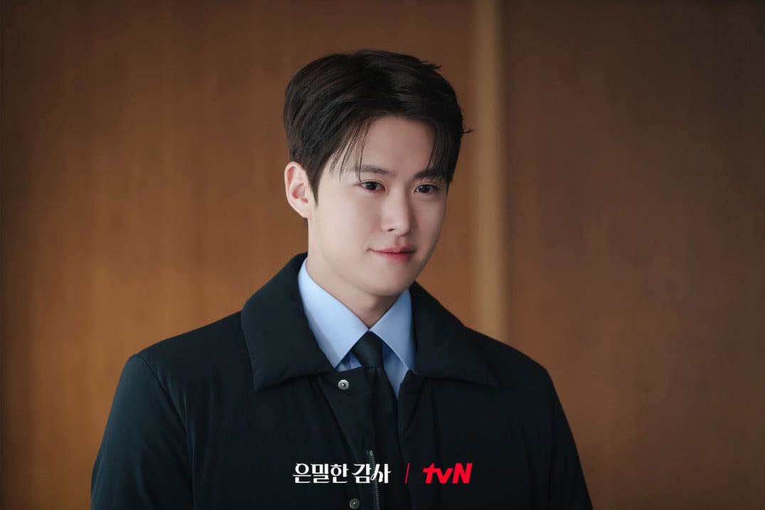Gong Myung stole hearts in his most recent K-drama, the corporate romcom ‘Filing for Love’ (Photo: tvN)