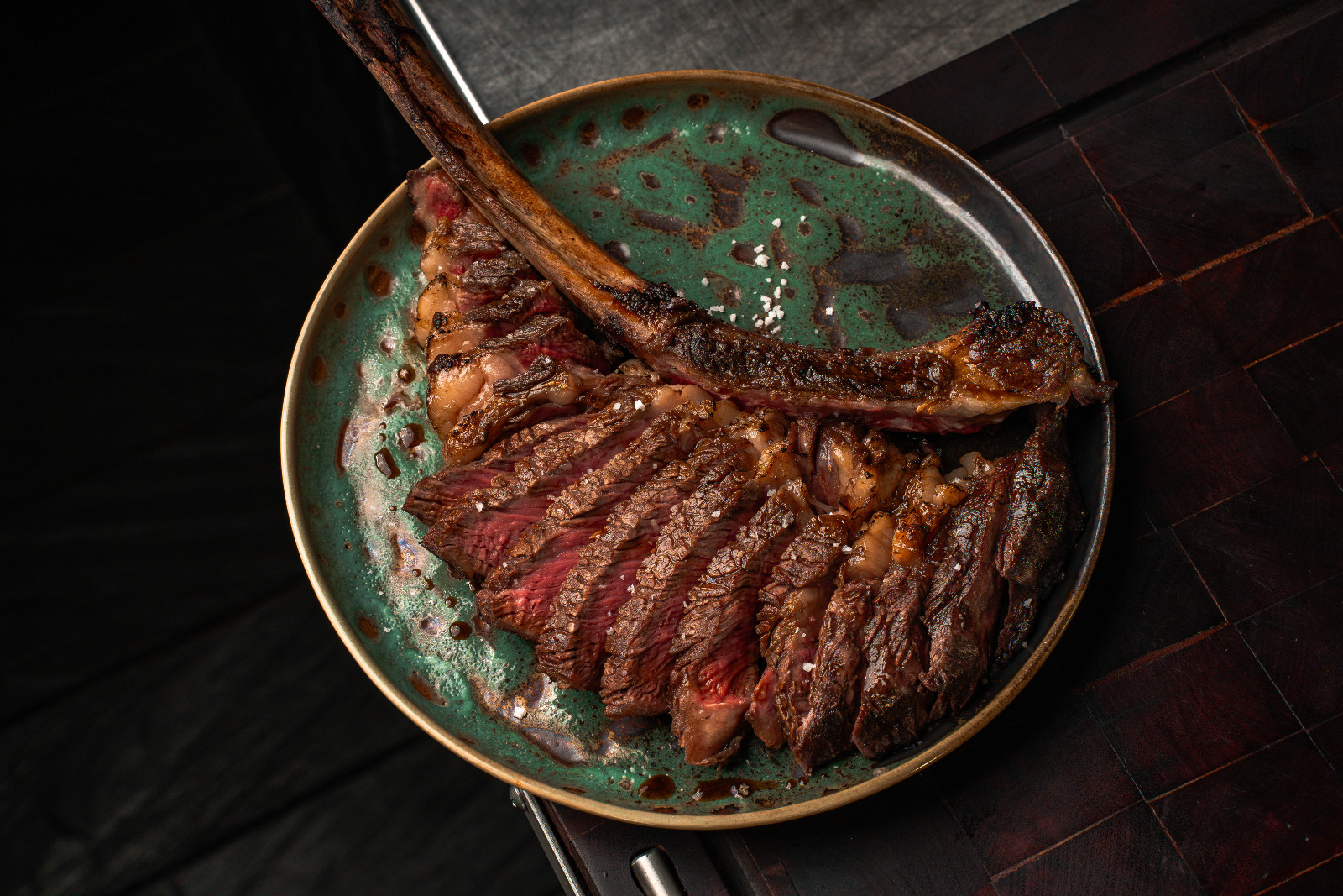 21-Day Dry-Aged Tomahawk at Saltlick