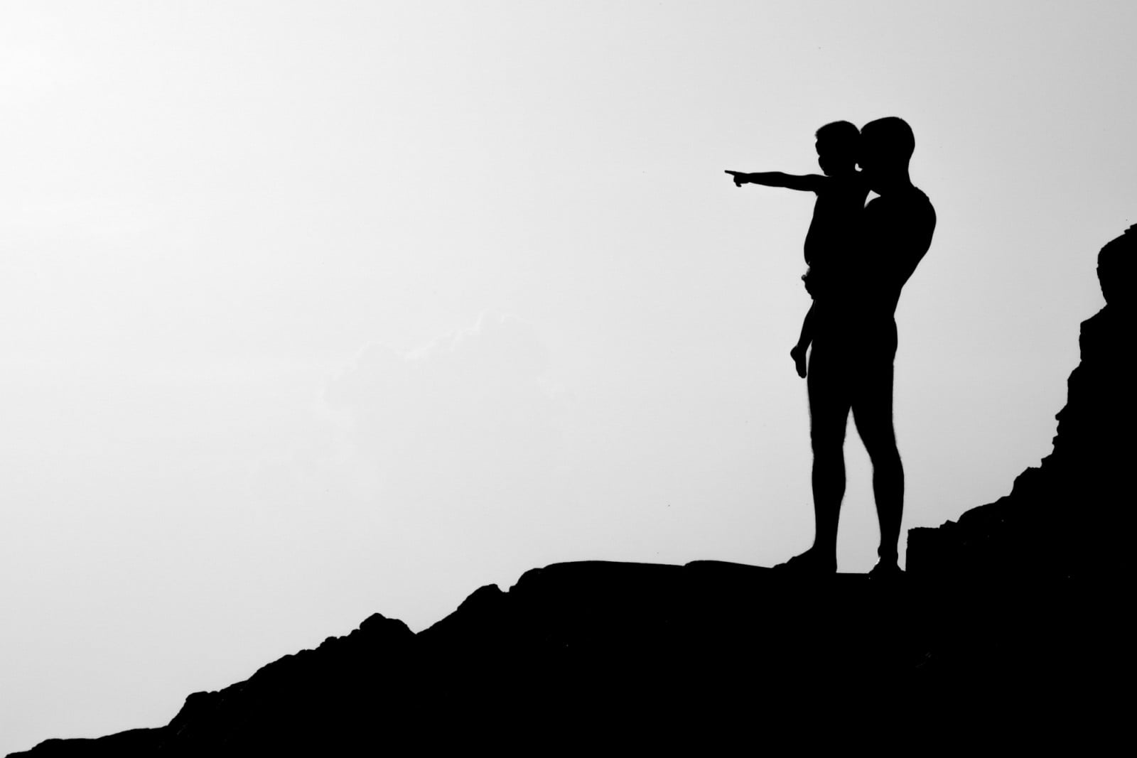 Fatherhood takes many forms. These biographies and memoirs about fatherhood capture its complexities through personal stories, family histories and hard-won understanding (Photo: Ante Hamersmit/Unsplash)