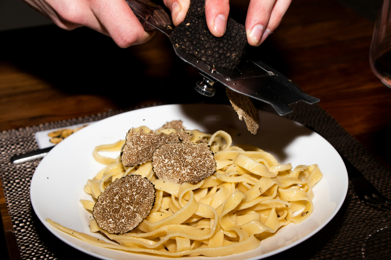 Different types of truffles showcase the remarkable diversity of flavours, aromas and textures found among the world’s most prized species (Photo: X/Unsplash)