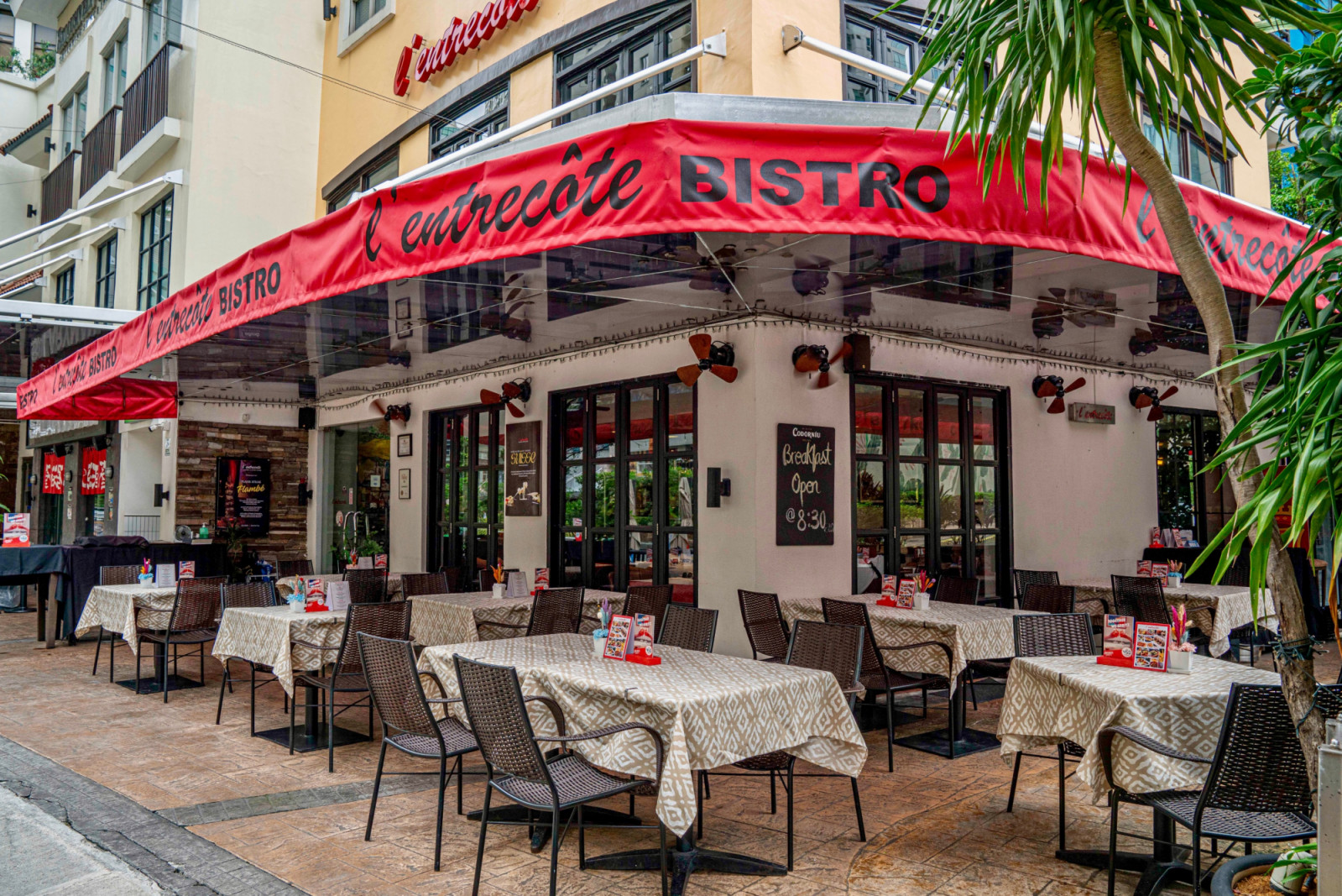 Tatler Best - Lentrecote - BGC restaurant LENTRECOTE Facade