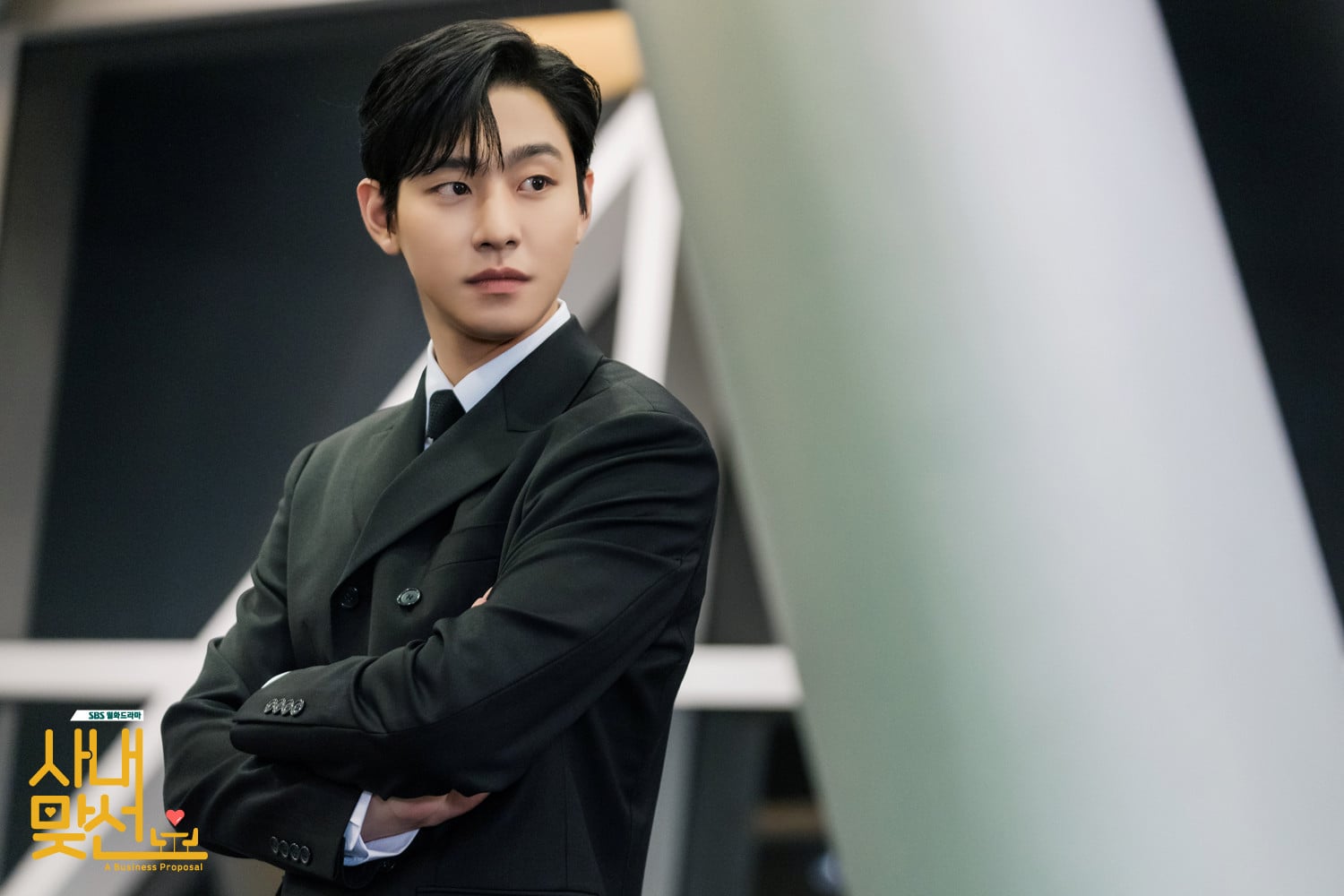 ‘Business Proposal’, the workplace rom-com K-drama, stars Ahn Hyo-seop opposite Kim Se-jeong (Photo: SBS)