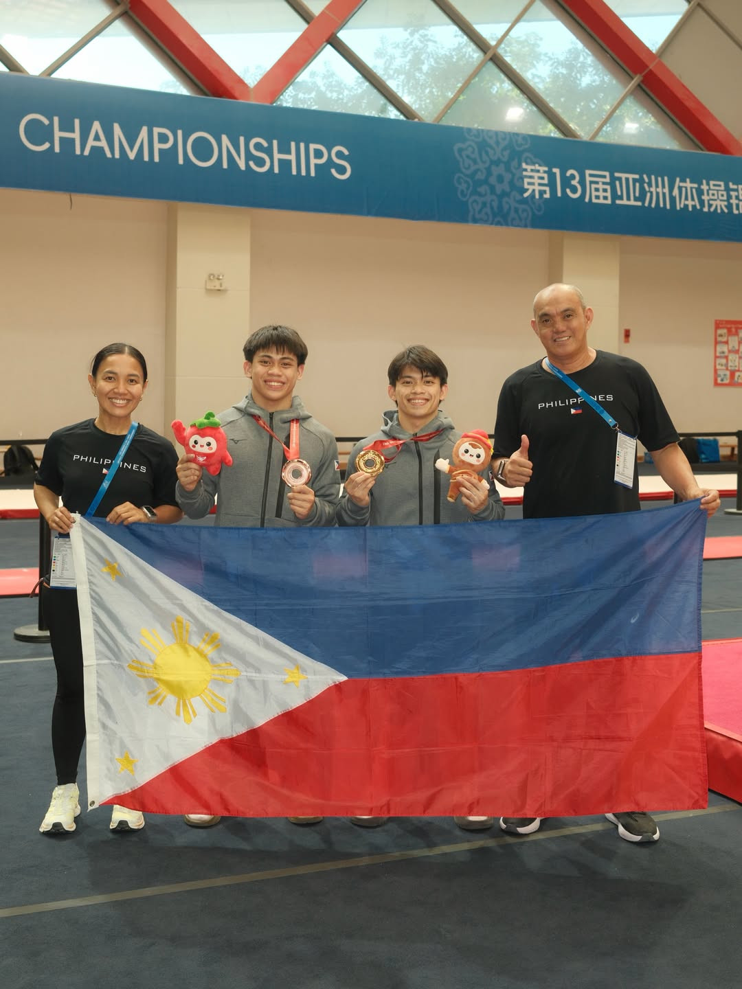 Carlos Yulo bagged gold in the floor exercise while his younger brother, Karl Eldrew snared the bronze during the 2026 Asian Artistic Gymnastics Championships in Zunyi, China (Photo: Instagram / @c_edrielzxs)