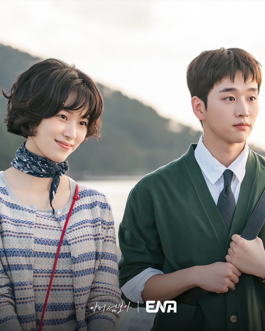 Kim Yoon-woo brings MZ energy and sharp comedic timing as Yong Ju-cheon in the Disney+ K-drama ‘Doctor on the Edge’ (Photo: Instagram/ena_drama)